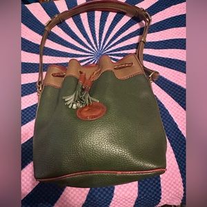 Vintage large bucket bag dooney